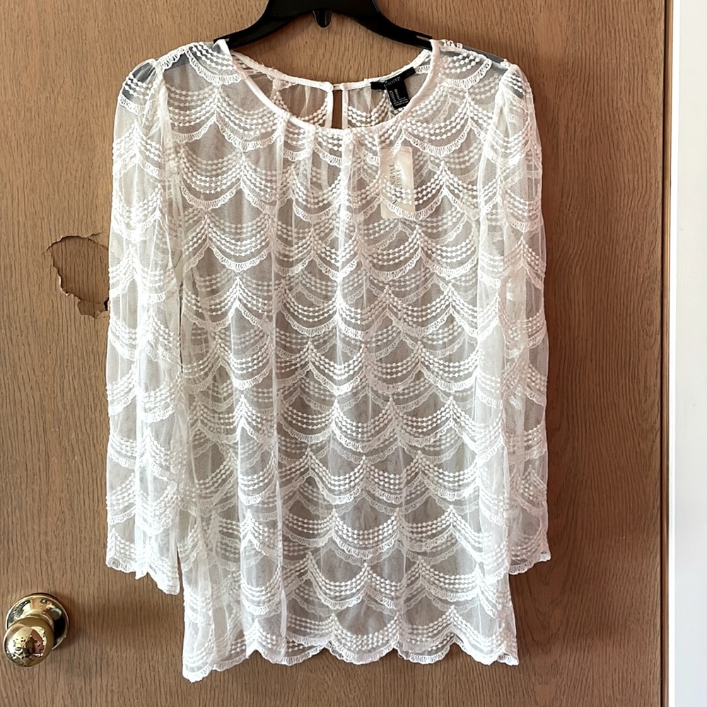 Scalloped lace shirt
